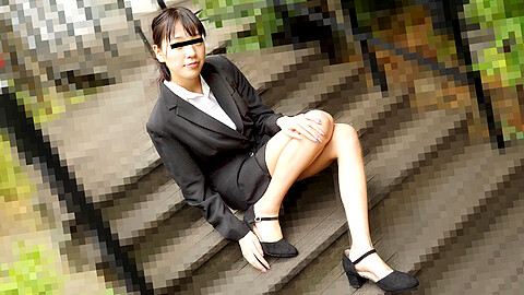 Aya Izumi Sexy Legs